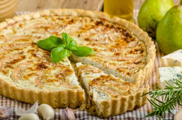 Quiche au Roquefort et aux noix