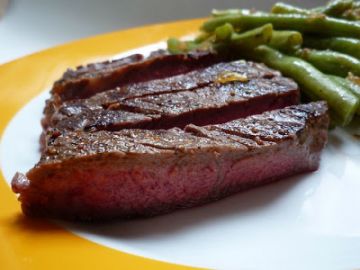 Faux filet aux haricots vert sautés