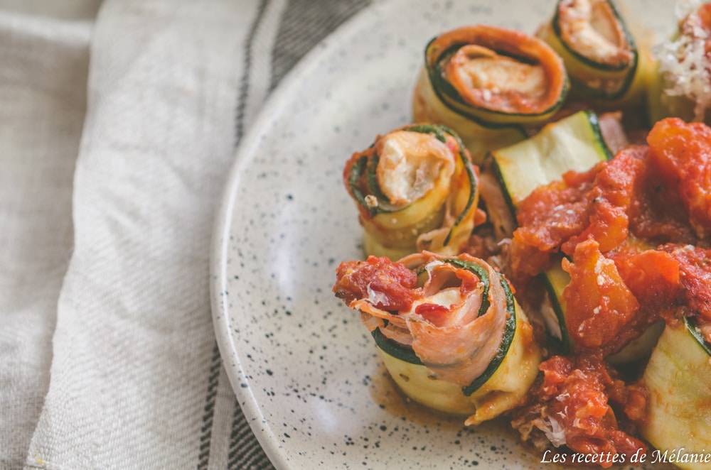 Roulés de courgette à la ricotta et jambon de parme