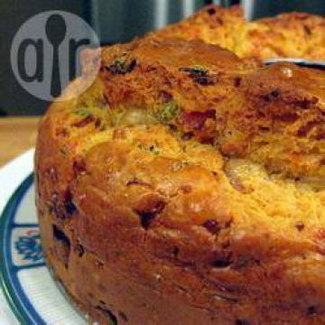 Cake au jambon et aux olives